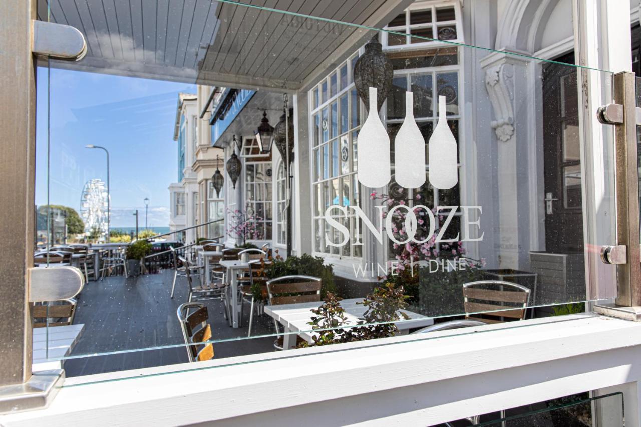 Snooze Bed & Breakfast Ландъндо Екстериор снимка