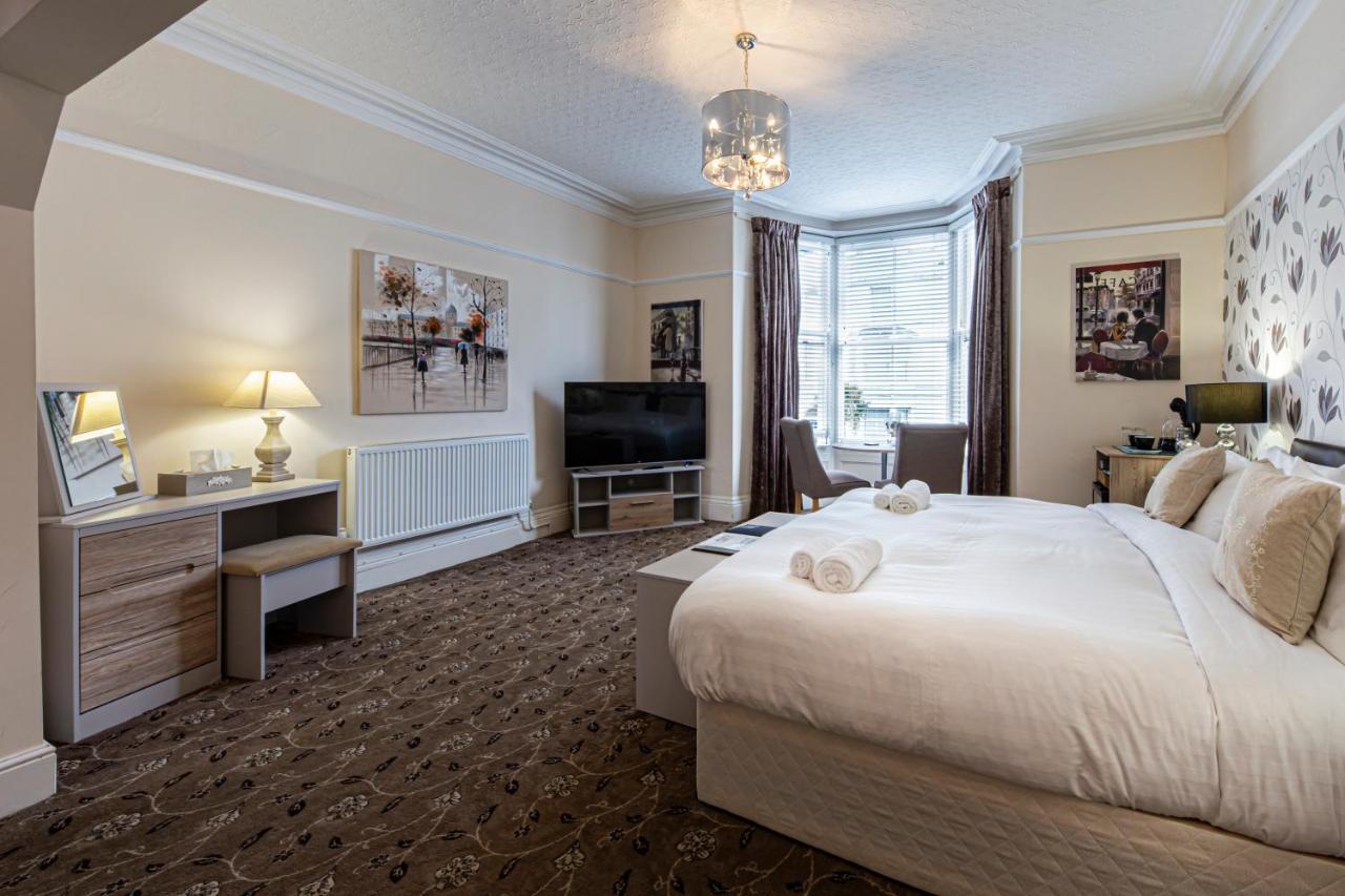 Snooze Bed & Breakfast Ландъндо Екстериор снимка