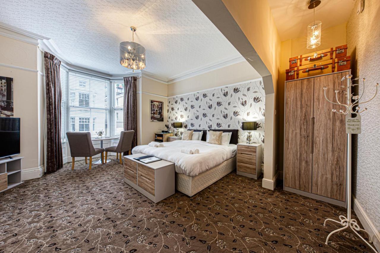Snooze Bed & Breakfast Ландъндо Екстериор снимка